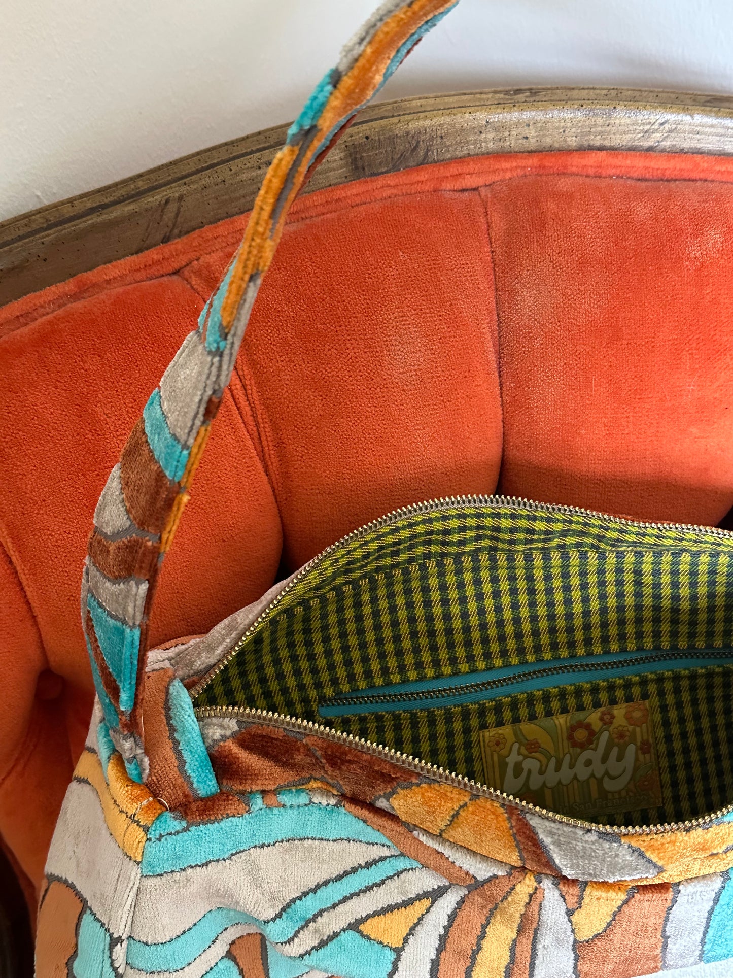 Leo Daybreaker Tote
