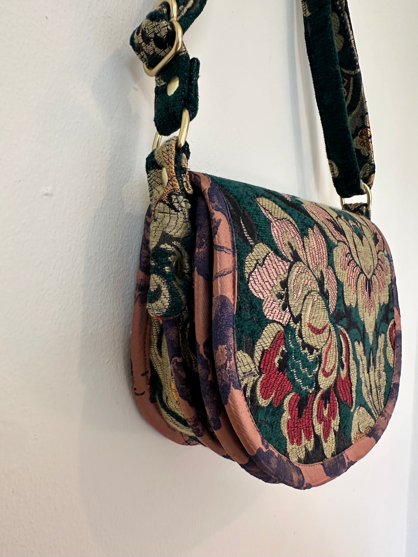 Flora Pocket